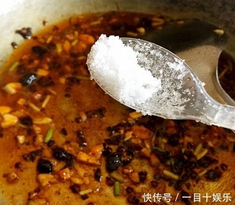 家常菜|家常菜里,茄子加它一起烧,味道鲜美无限个赞