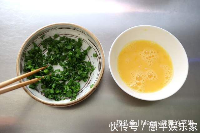面片|百吃不厌的肉松面包卷，12分钟出炉真省事，早餐可要有口福了