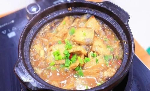豆腐和它一起焖,味道绝了!关键是便宜,只用花几块钱!