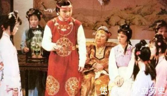 李嬷嬷#冷眼看红楼:李嬷嬷为什么独骂袭人?她是欺软怕硬还是替人行诛?