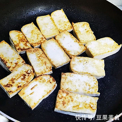 鲜香美味，你从来没吃过的雪菜老豆腐煲