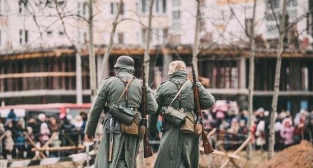 牺牲|二战中,德军为何宁可牺牲也不用化学武器?其实希特勒并没那么高尚