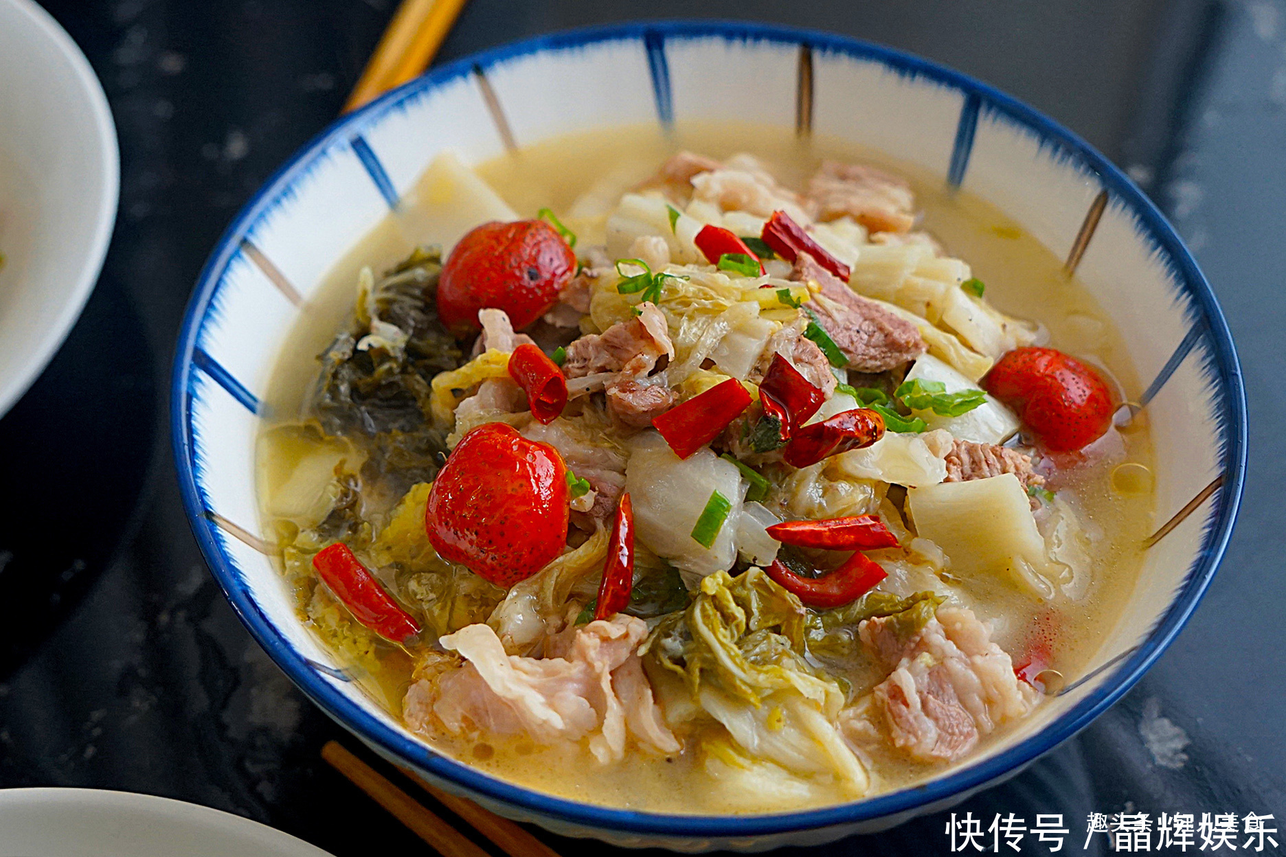 晒晒我家的午餐，简单4道家常菜，有荤有素，营养美味还不浪费