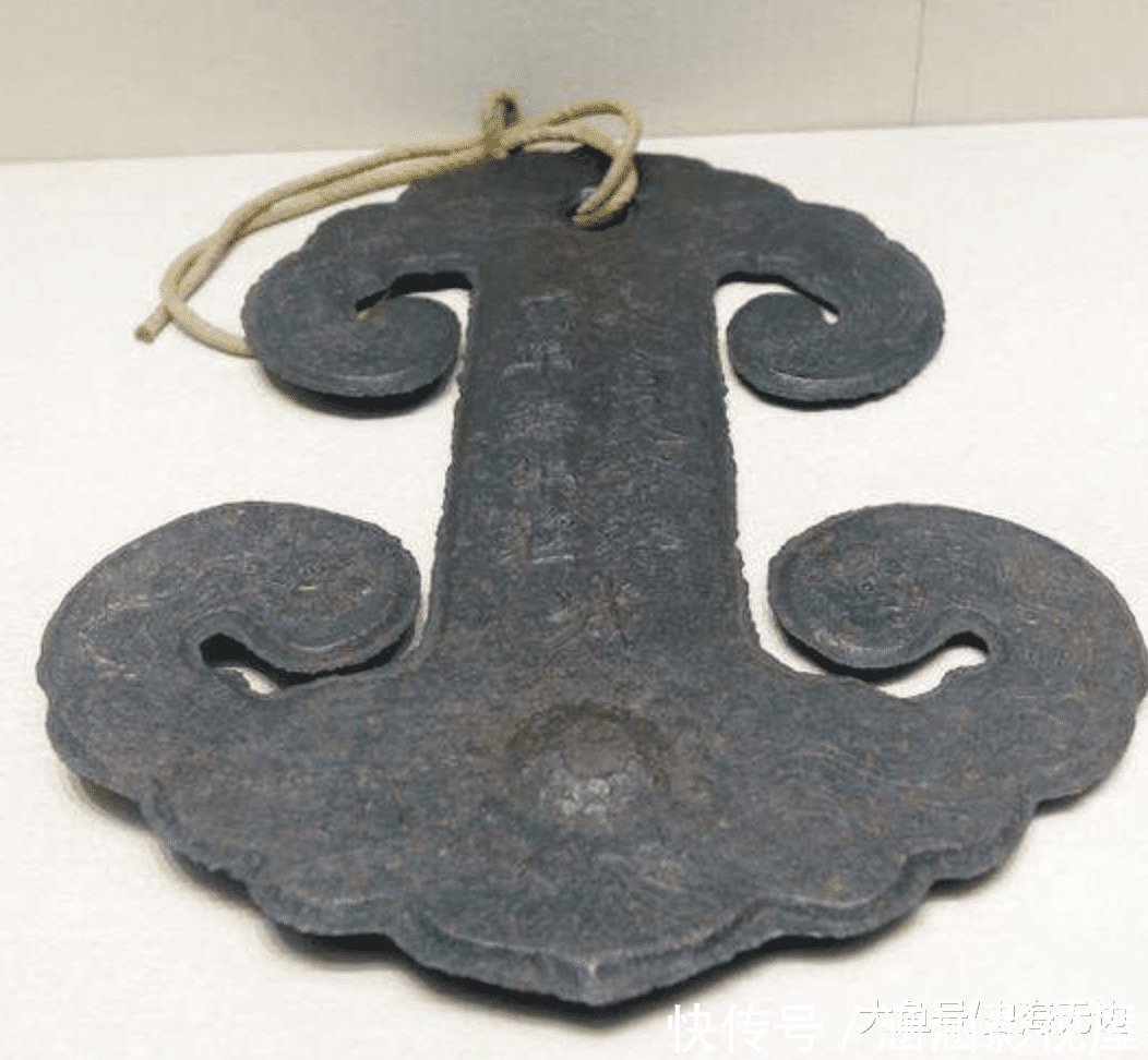 这件文物大材小用古人也这么用,现在用来上课,以前用来打仗