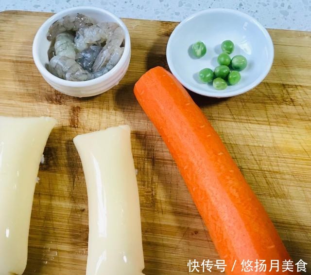 香嫩的日本豆腐蒸虾仁,美味可口!