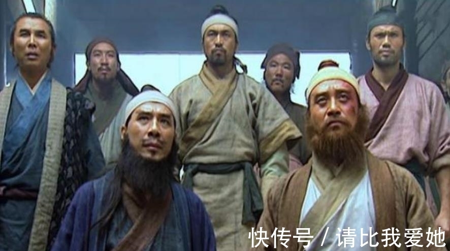 水浒传$水浒传中,李俊为何能在海外当国王?他有六大优势,宋江都比不过