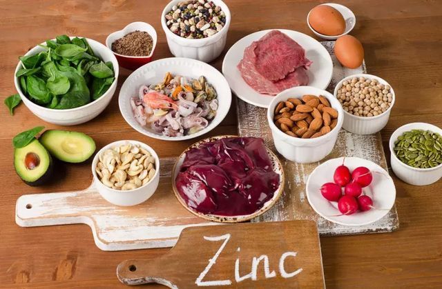 生长发育|孩子缺钙、缺铁、缺锌信号不同,解决方式不同,家长可别弄混了