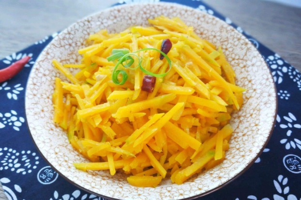 韭黄|秋天来到，3种蔬菜再穷不放过，腰不疼腿不酸了，视力也变好了