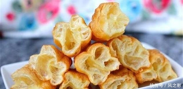 秦桧夫妇|马未都:为什么油条二根放一起炸?