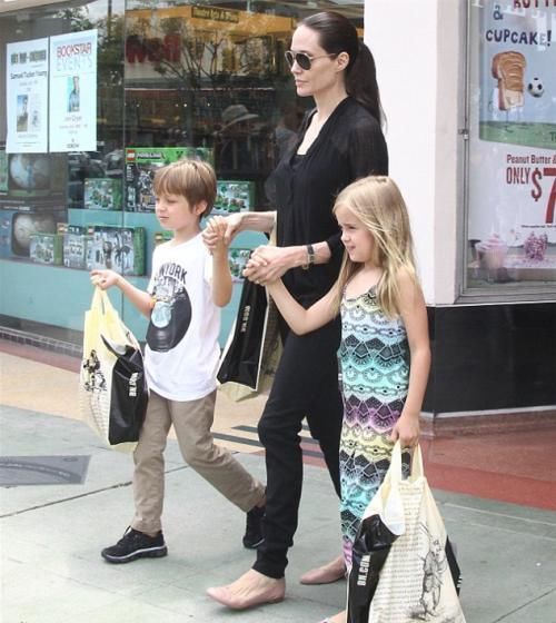 龙凤胎女儿先出生，却让其当妹妹，家长的“精明”换来不小代价