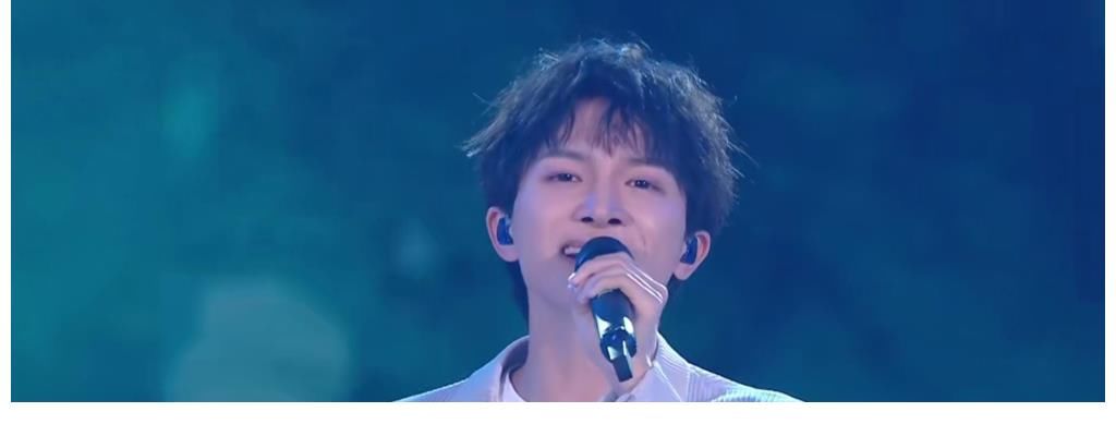 好声音|《好声音》热播，周深呼声最高，那英怎么就选了张碧晨？