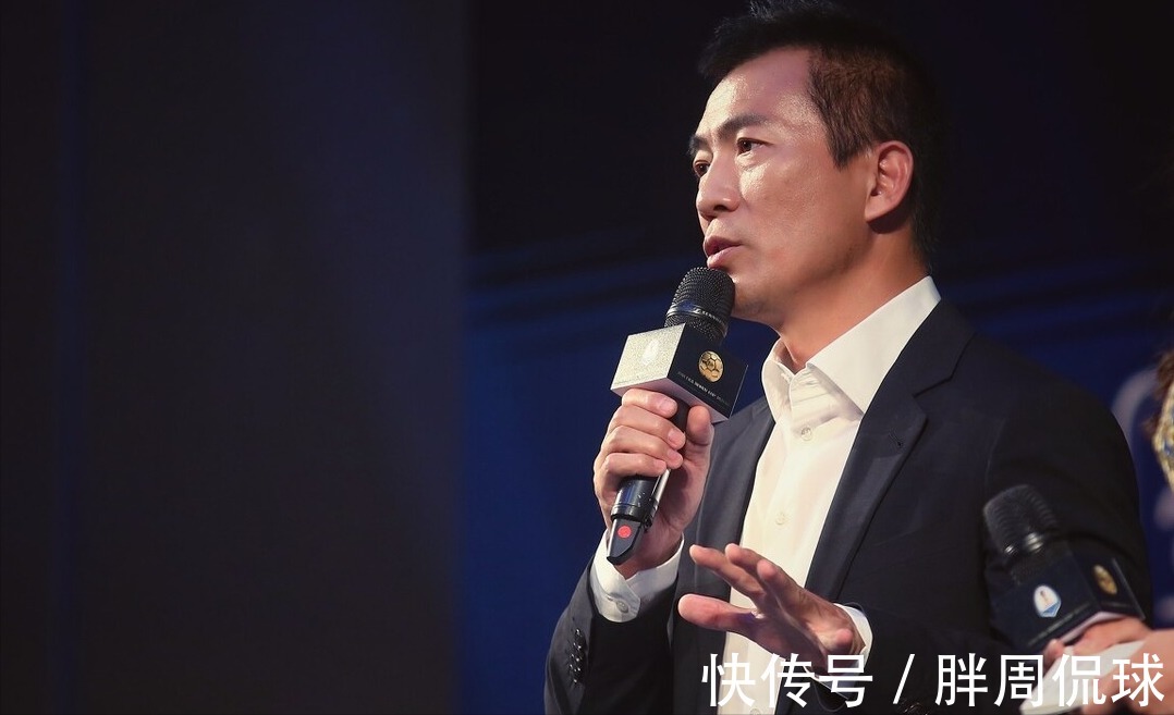 主教练|时隔7天,黄健翔终于忍无可忍,7字回击李铁,国足主帅或被调查