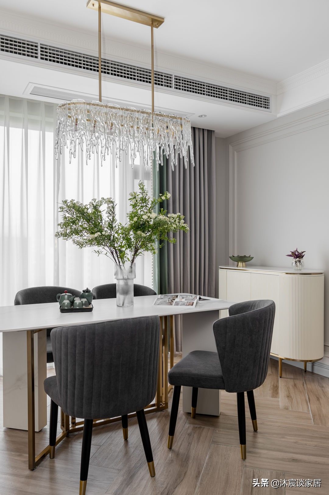 轻奢|她真的很明智,新家选择美式与轻奢结合,室内简洁优雅,太喜欢了