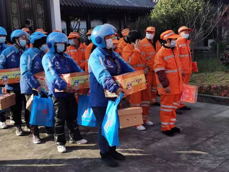 黄岩区总工会|黄岩:为“留黄”过年外来务工人员送温暖