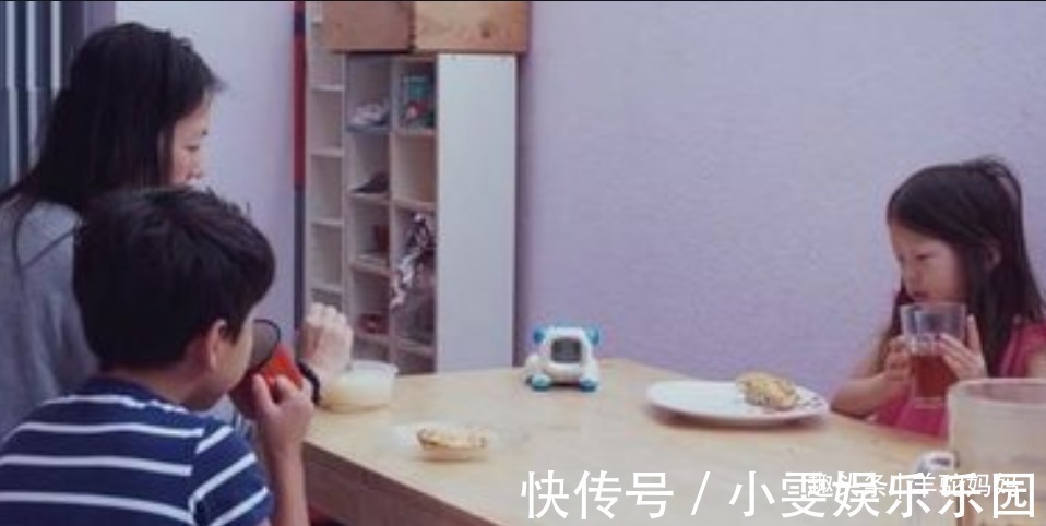 饲养员|家里谁带大的娃智商更高?耶鲁大学研究表明:这个人带娃对娃更好