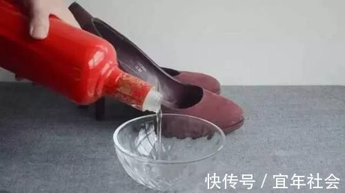 放大镜|鞋子挤脚?老司机教你2招,学会后鞋子怎么穿都舒服!