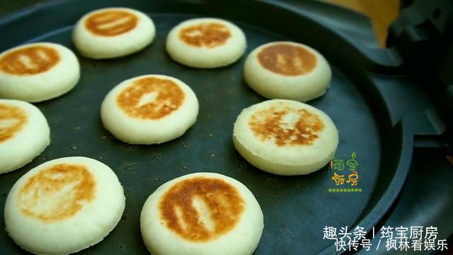 消食|山药别再煲汤了,做成山药饼,健胃消食有营养,绵软香甜真好吃