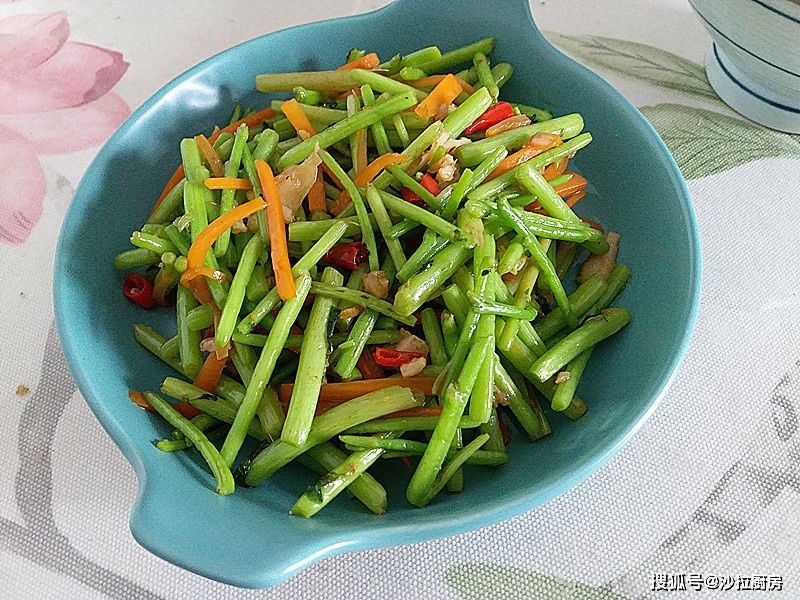 三伏天，多吃这碱性食物，铁比菠菜高，补血又护眼，女性多吃好