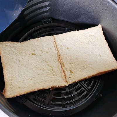 沙拉吐司塔