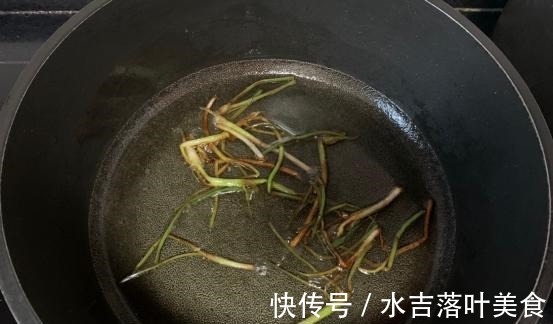 黄老师的同款葱油拌面，不可多得的美味，馋哭了！