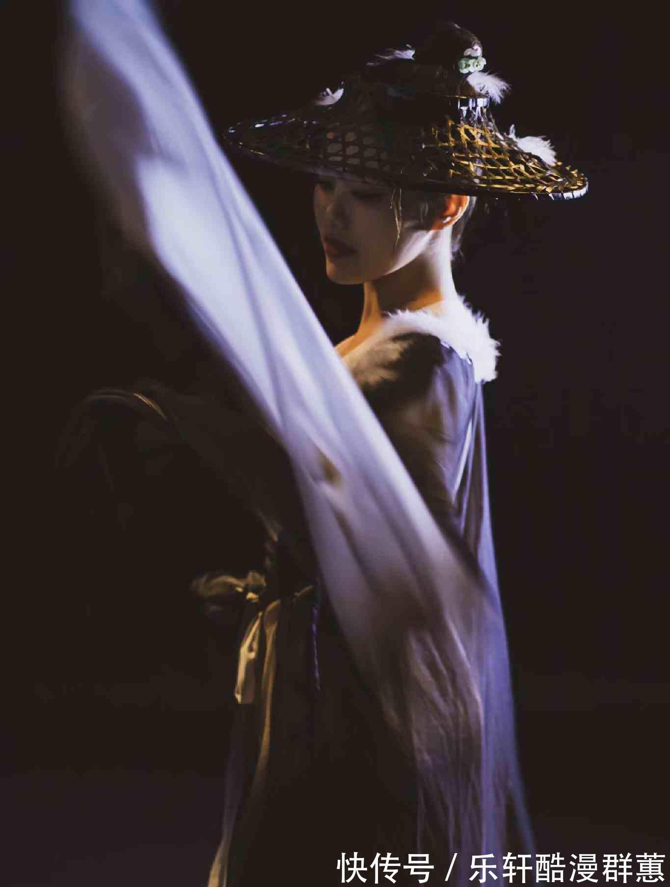 明日&诗八首·江湖未尝泊吾目,每幸沙路迂吾足