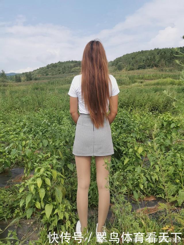 小姐姐|时尚穿搭裙装小姐姐的魅力