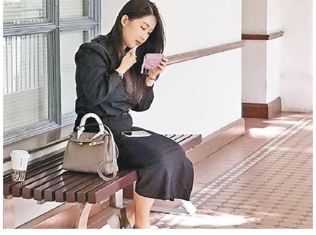 29岁TVB艺人自曝考公务员,笔试通过已获邀面试,职位薪资5.5万元