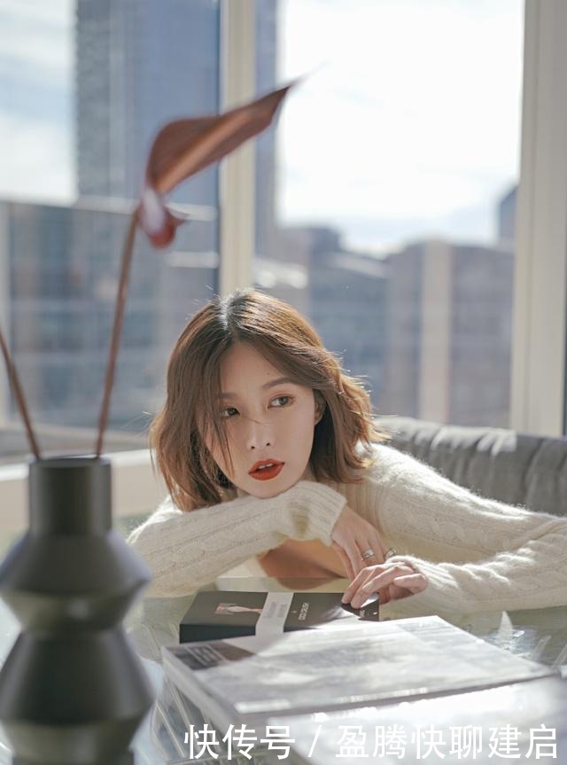 厚毛衣+裙子,毛衣+裤子,冬天就该这么穿,洋气炸了!