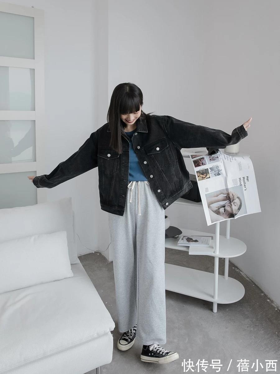 女生|早秋穿搭不发愁,用这4件衣服做外搭,减龄又时髦瞬间做气质女生