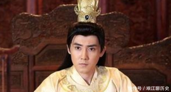 朱元璋|朱元璋临终前，口中一直说着四个字，但所有人都装听不见！