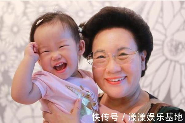 父母|夫妻是地道东北人,生出混血儿,爸爸连做三次亲子鉴定结果都一样