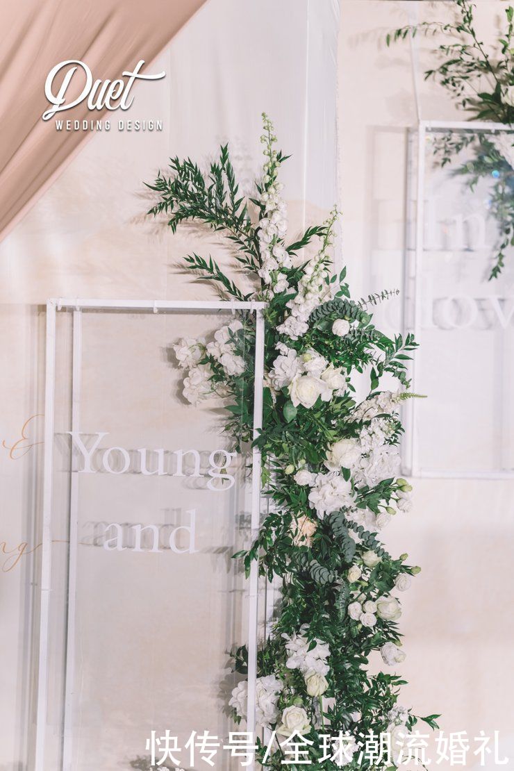 时尚简约的祼色系婚礼，喜欢极简风的新娘不要错过哦