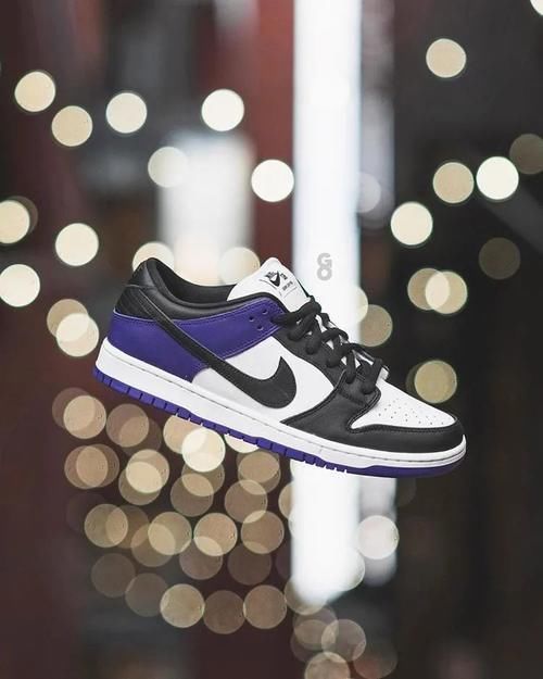 dunk 跟风冲这些真后悔!Dunk 联名暴跌一万五!雪城、小 OW 千元左右能抄底!