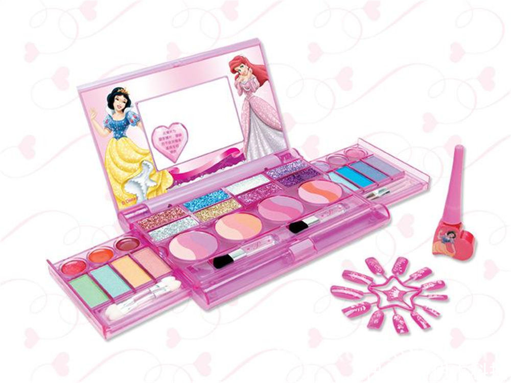 儿童彩妆悄然流行，一套只要十几元，你确定孩子上脸真的安全吗？