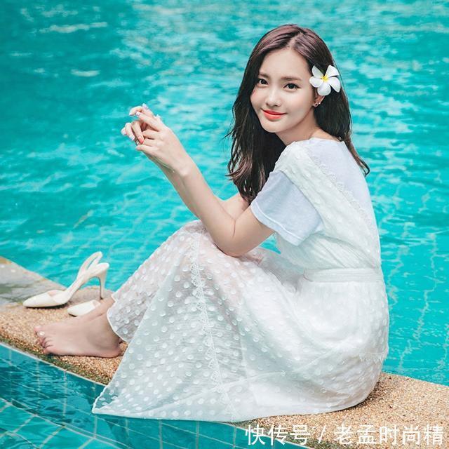 蕾丝 不挑身材的蕾丝连衣裙,胖瘦都可以穿得下