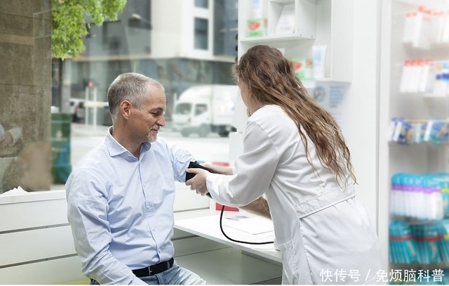 饮酒|高血压患者,低钾高盐饮酒危害多,生活做好这三点,轻松远离脑梗
