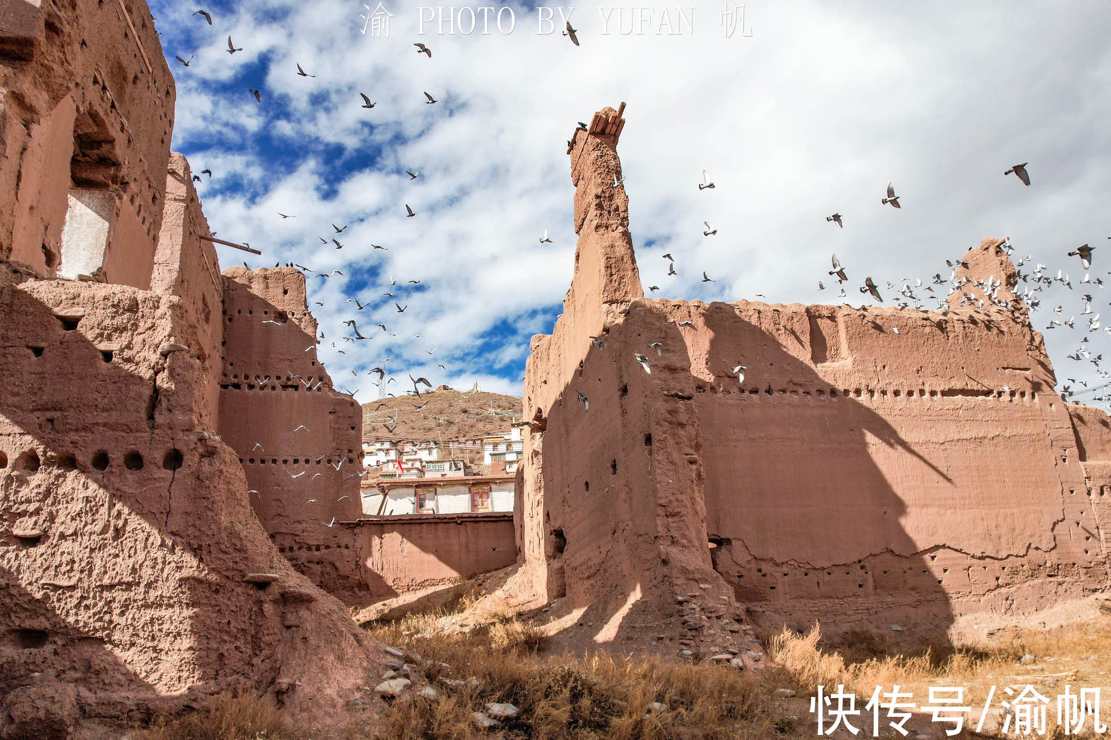 寺院|西藏也有千年古镇，一边是古老废墟，一边是繁荣新城，值得一游