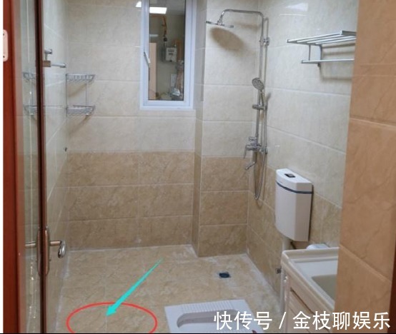 瓷砖|当初装修为了省钱,卫生间这几个问题没处理好,入住后操碎了心