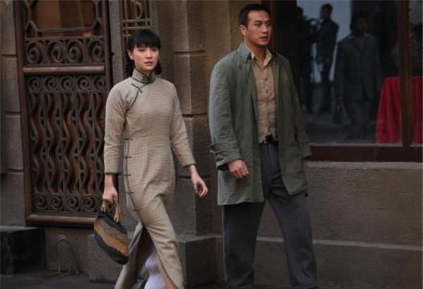 颜小二!鲁迅写孔乙己的结局时,是笔误还是有意为之?先生比我们想象中严谨