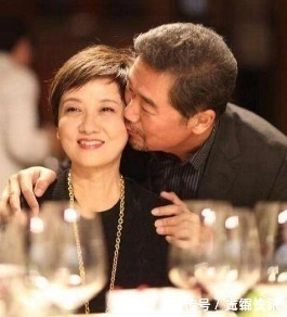 红楼梦&“骗”了观众33年后,邓婕不为人知的一面终被揭穿