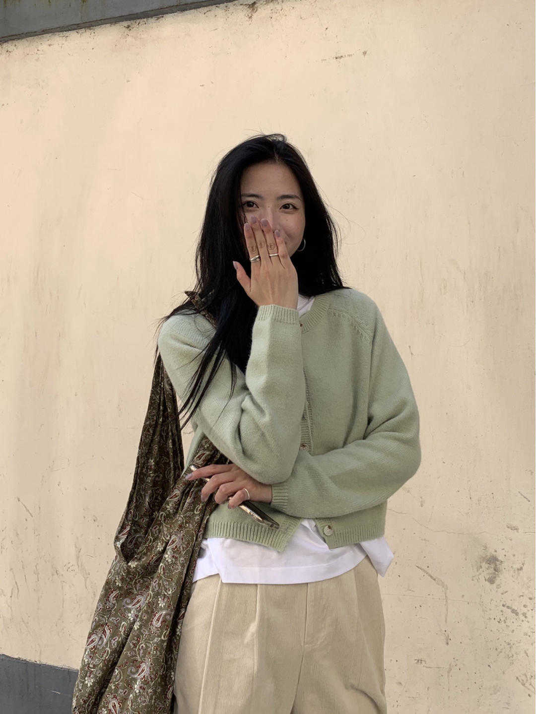 卫衣|今年秋天入手不后悔的3款外套,怎样穿都好看,重点是百搭又洋气