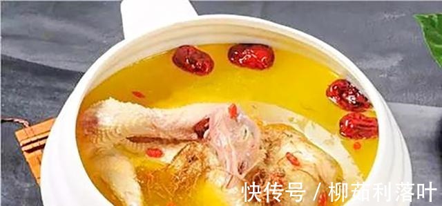 焯水|炖鸡肉又老又柴,原来是焯水时用错了水,难怪腥味重还不好吃!