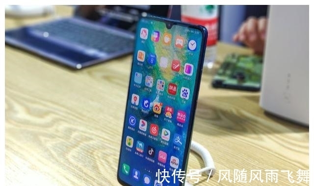互联网时代|网络从4G升级到5G,需要换卡还是换手机?三大运营商一语道破