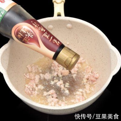 菠菜|#超级下饭菜 肉酱菠菜别再用这么做了，教你新吃法
