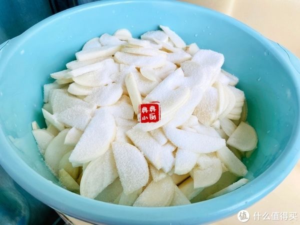 又到一年腌制萝卜干的季节，给肉都换的美味，您安排上了没