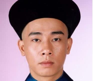 韦小宝的官到底有多大?直到今天才知道,难怪他能有这么多漂亮老婆!