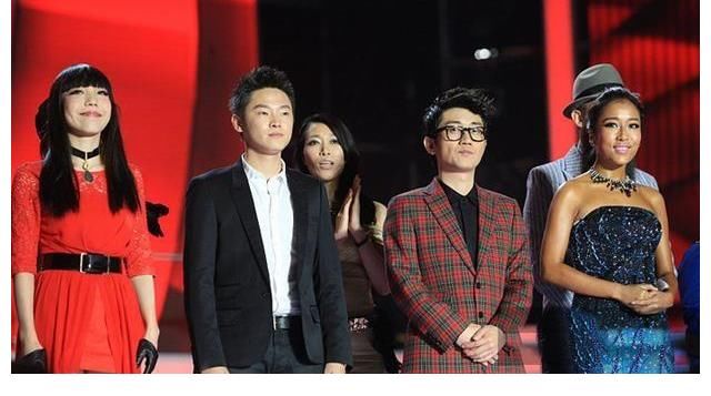 吴莫愁|吴莫愁首谈退圈的原因，评论区破防，那个被传吓哭小孩的人回来了