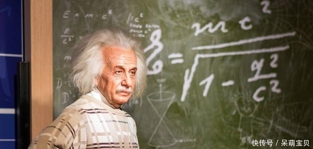 表观 宇宙的加速度能用飞机的表观加速度类比吗？