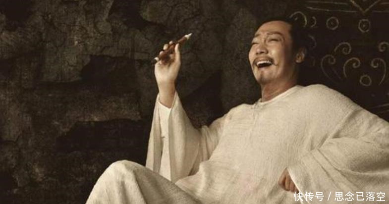 李白52岁时写的一首诗,全诗72字,开头2句就让天下人黯然神伤!