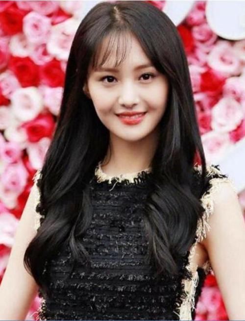 你属于哪种“秃头”类型?找到对应显发量的发型,快来get这些技巧